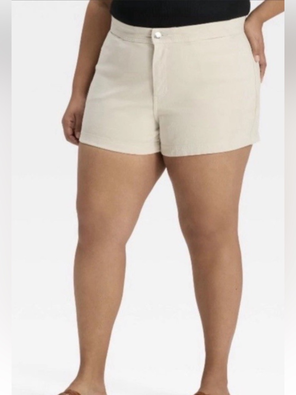 Ava & Viv Women’s Cream High-Rise Casual Shorts size 22